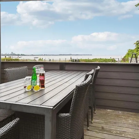 Gorgeous In With House Sea View